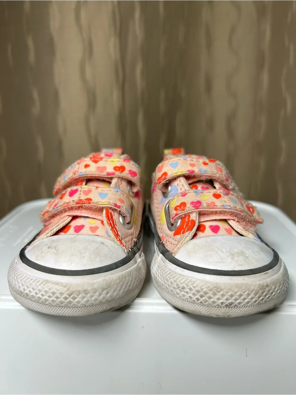 Converse All Star Canvas Baby 2 Sneakers Pink Hearts Velcro Classic CTAS